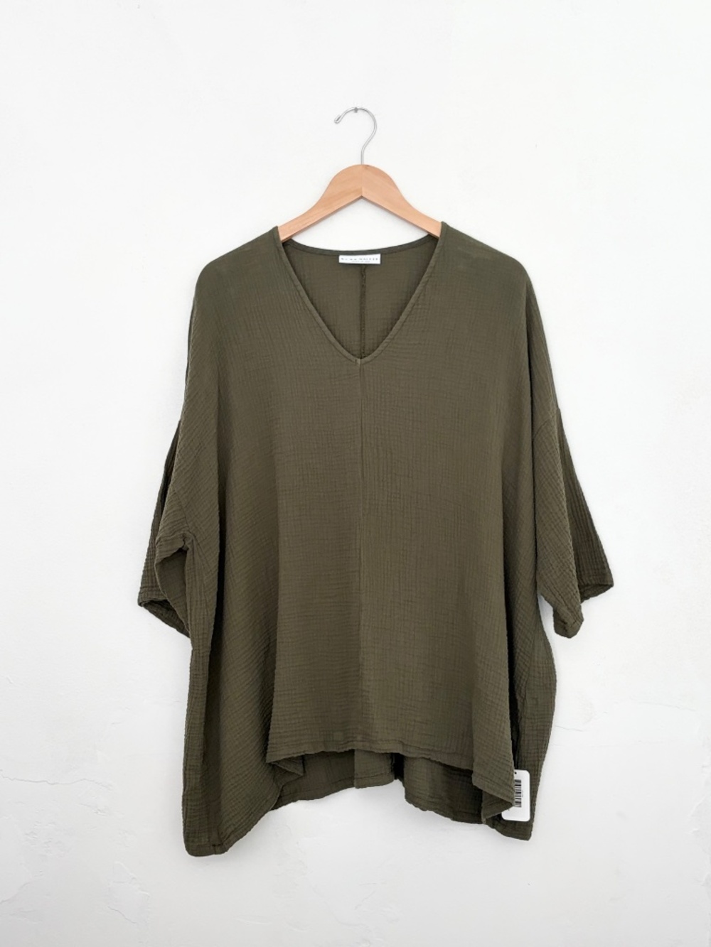 Bryn Walker Bax V-Neck Shirt Crinkled Cotton size Large in Peppercorn Green NWT